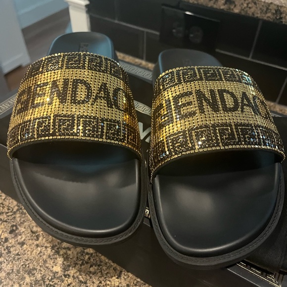 Authentic Fendaci Slides